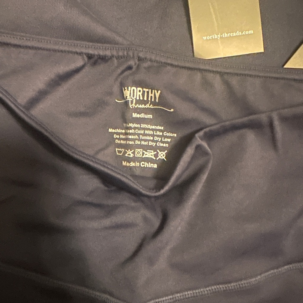 Worthy Threads set - Picture 5 of 5